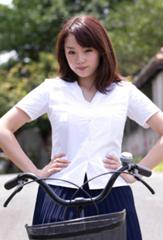 アッ 急に持病の くるぶしつやつや病 で歩けない 君 済まないけど二人乗りさせて しっかり掴まるから ブラウスへのボケ 419 ボケて Bokete