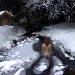 雪女 あ 生き返るわ 最近の人間どもの世界は暑うてかなわん 雪へのボケ ボケて Bokete