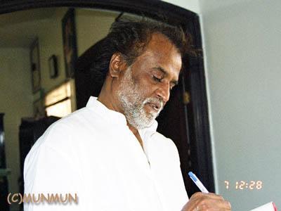 「田中さん？普段は温厚でいい人だったんだけどね。」 2008年11月04日の人物のボケ[163824] ボケて（bokete）